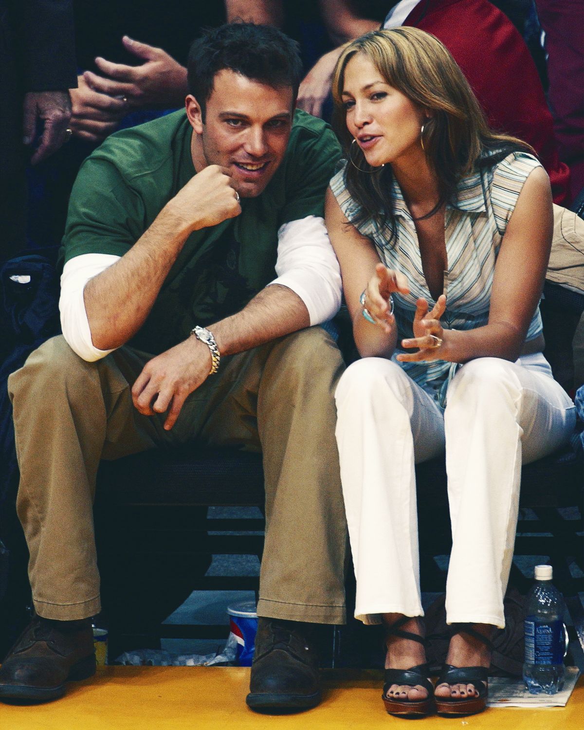 Jlo Ben Affleck - Jennifer Lopez And Ben Affleck Hang Out ...