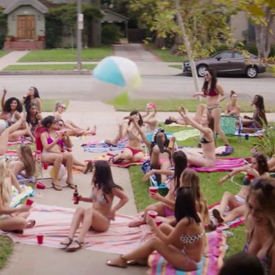 Neighbors 2: Sorority Rising Is Only Woke About the Need to Be Woke