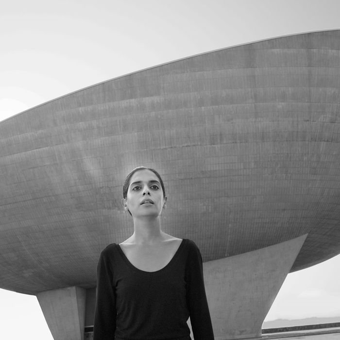 Photos Shirin Neshat's "Dreamers"