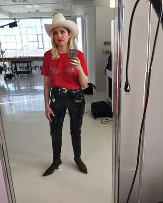 outfit vaquero pantalon cafe｜TikTok Search