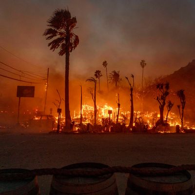 Los Angeles-Area Fires Erupt As Dangerous Wind Storm Begins