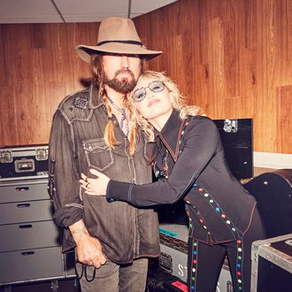 Billy Ray Cyrus Approves of Miley Dropping His Last Name