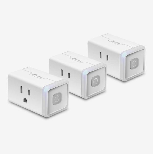 The $15  Smart Plug is a great deal to wrap up Cyber Monday