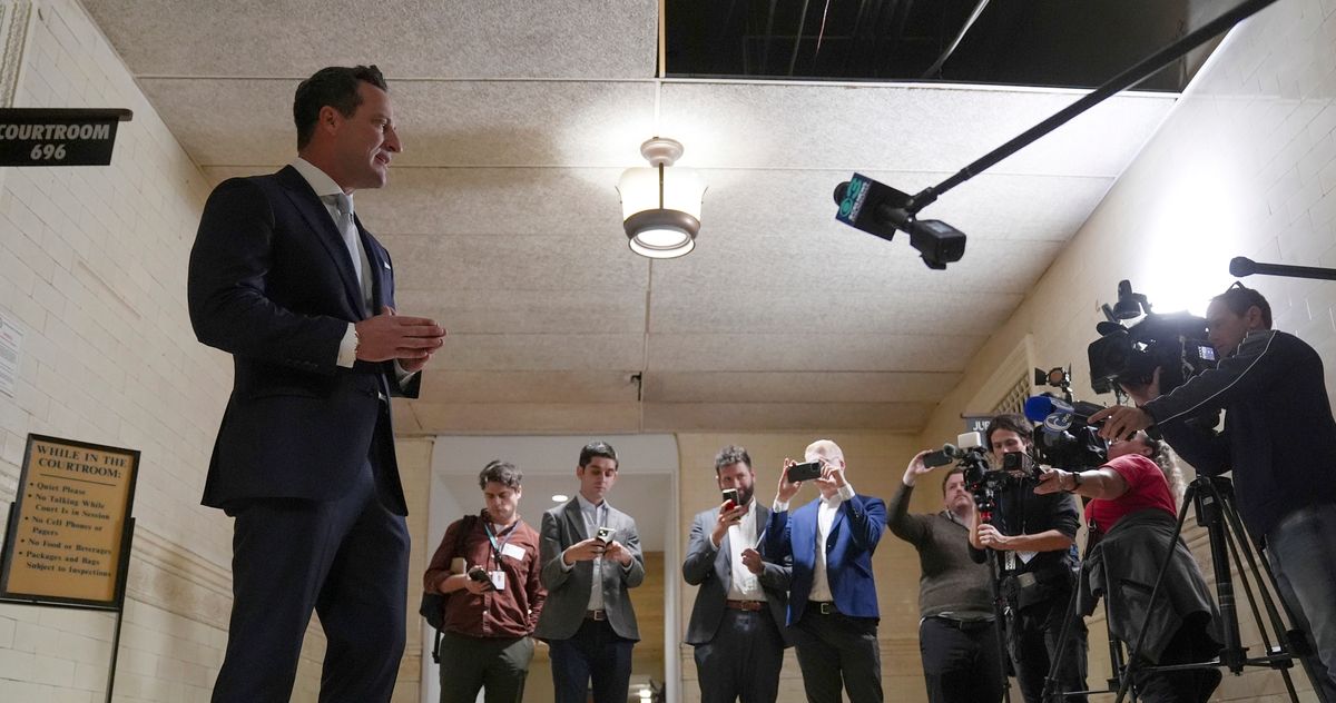 7:00 a.m. ai pac ai pac AI Money Is Coming to a Midterm Near You By Matt Stieb Industry giants including Marc Andreessen and Anthropic are already spending millions to prop up pro-AI politicians.