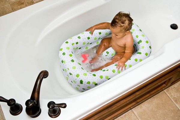 Mommy's Helper Inflatable Bath Tub