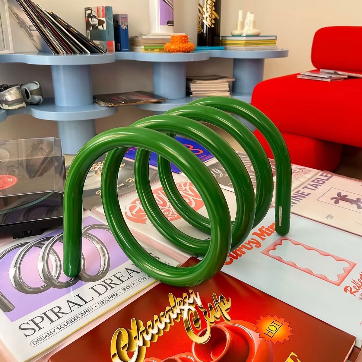 Gustaf Westman Spiral Stand