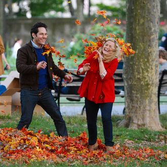 Amy Poehler and Paul Rudd film scenes for 'They Came Together' in Brooklyn Heights, NYC.