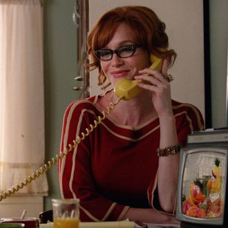 Christina Hendricks as Joan Harris - Mad Men _ Season 7, Episode 14 - Photo Credit: Courtesy of AMC