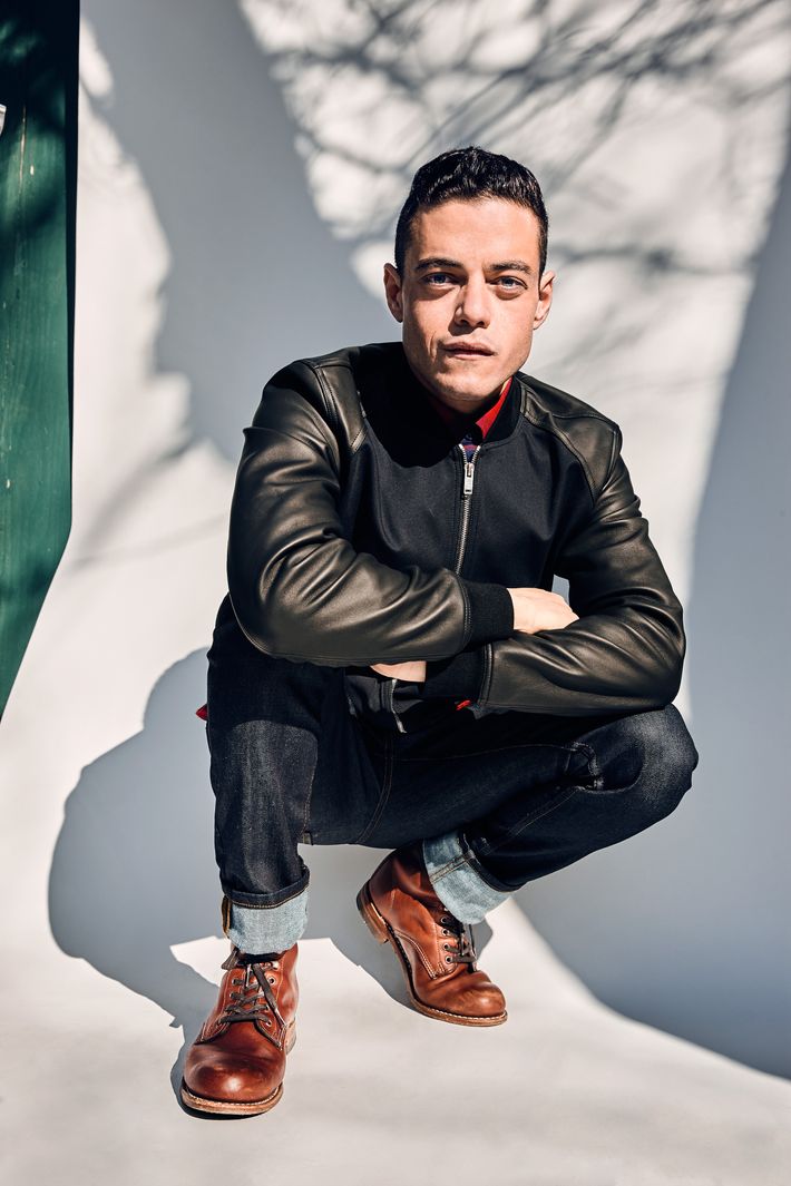 Mr. Robot star Rami Malek playing Watch_Dogs 2 live on Twitch, Dec. 1st