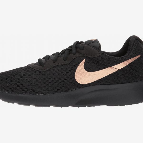 Nike best sale tanjun vegan