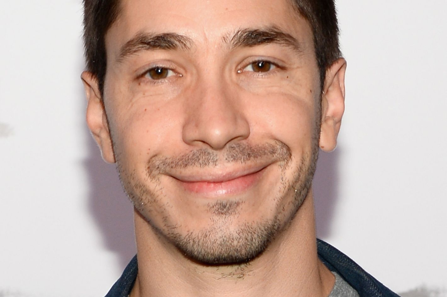 Justin Long Has a Rude Opinion About Selfies