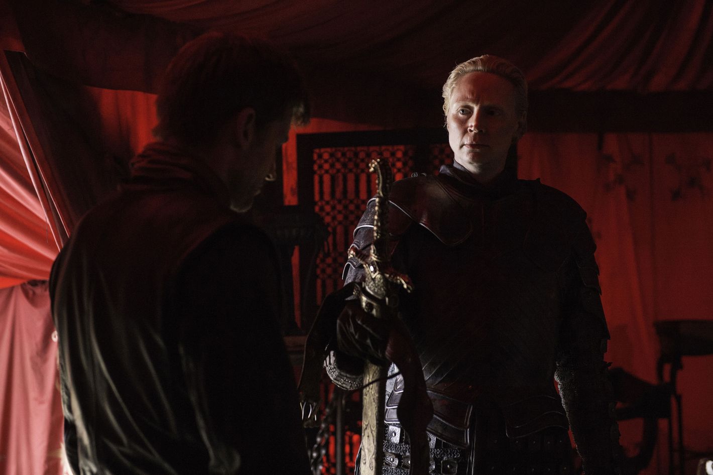 Jaime and Brienne's Game of Thrones Relationship Isn't Sexual ...