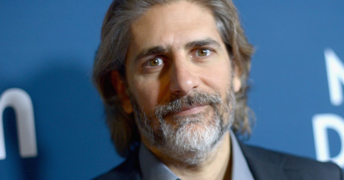 邁克爾·伊斯里奧利（Michael Imperioli）以職業生涯而聞名，他是一個天使路西法