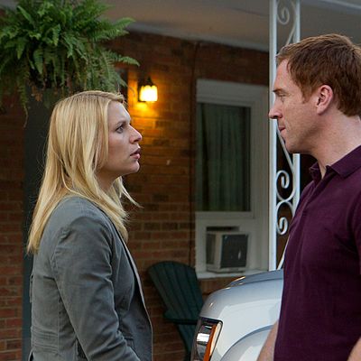 Claire Danes as Carrie Mathison and Damian Lewis as Nicholas 