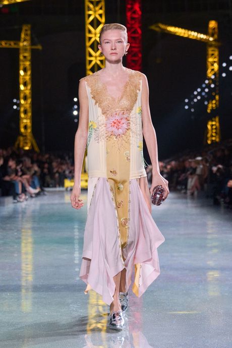 How to Style the Best Fall/Winter 2026 Runway Trends