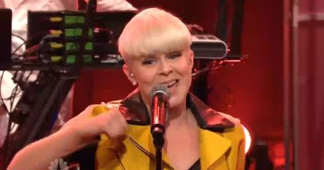 Watch Robyn Exhaust Herself on The Tonight Show - Clickable - Vulture