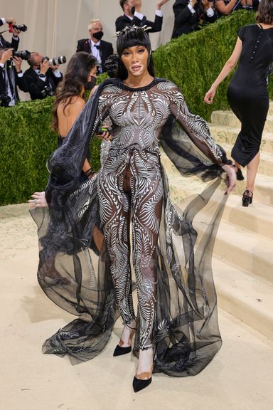 met awards outfits 2021