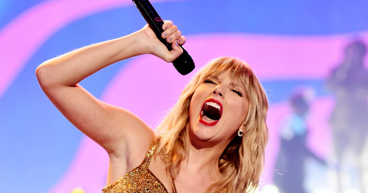 This Taylor Swift stan account is creating music streaming fan fiction