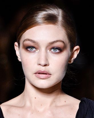 NYFW Spring 2019 Tom Ford Runway Beauty Look