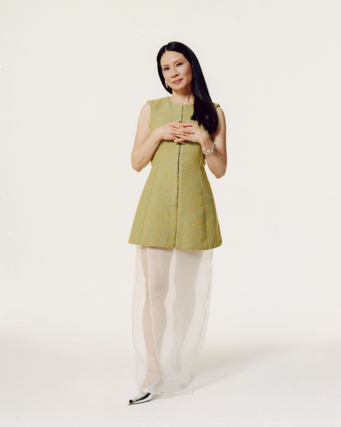 f35befa9a05453e903ea04d05cd3b7e84b-Cut-Cover-Lucy-Liu-03.2x.rvertical.w570.jpg