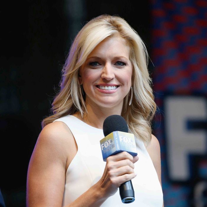 Fox Anchor Ainsley Earhardt Wore A Pantsuit On Air 