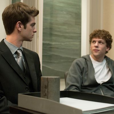 THE SOCIAL NETWORK, from left: Andrew Garfield, Jesse Eisenberg, 2010. ph: Merrick Morton/�Columbia