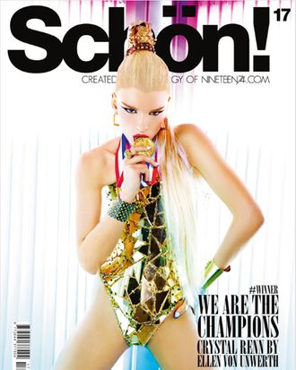 Crystal Renn for <em>Schön!</em> magazine .