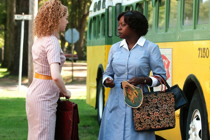 "THE HELP"

TH-014R

Skeeter Phelan (Emma Stone, left) engages reluctant Aibileen Clark (Academy Award? nominee Viola Davis, right) in an important conversation in DreamWorks Pictures’ inspiring drama, “The Help,” based on the New York Times best-selling novel by Kathryn Stockett. “The Help” is written for the screen and directed by Tate Taylor, with Brunson Green, Chris Columbus and Michael Barnathan producing.

Ph: Dale Robinette

?DreamWorks II Distribution Co., LLC. ?All Rights Reserved.