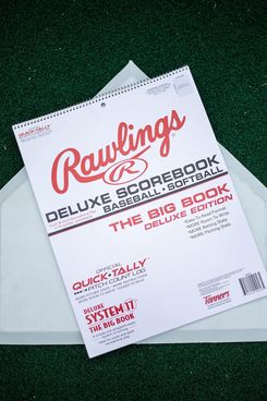 Rawlings Deluxe Scorebook