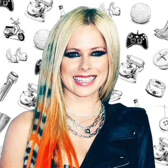 Avril Lavigne's 6 Favorite Things 2022 | The Strategist