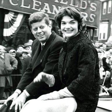 24 Vintage Ladies Celebrating St. Paddy’s Day