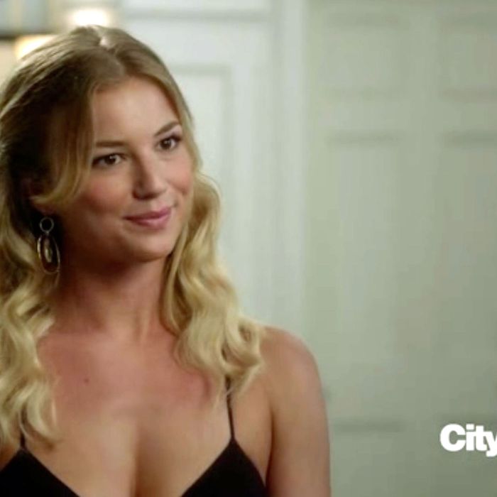 The Smoky Eyes Of Emily Thorne On Revenge