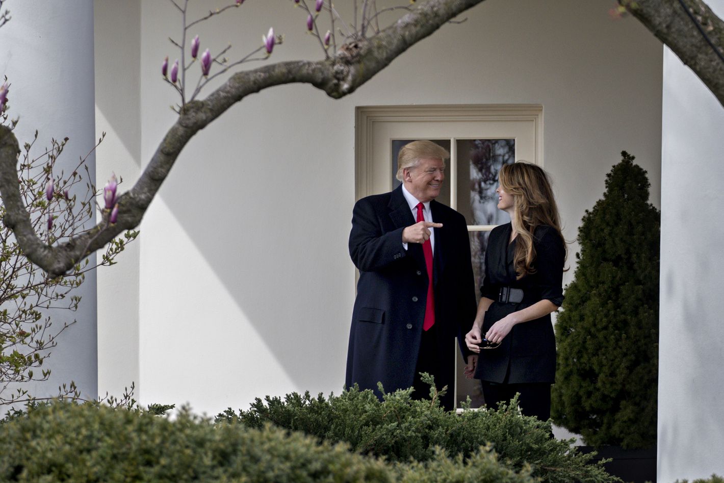 Photos of Donald Trump and Hope Hicks on Her Last Day