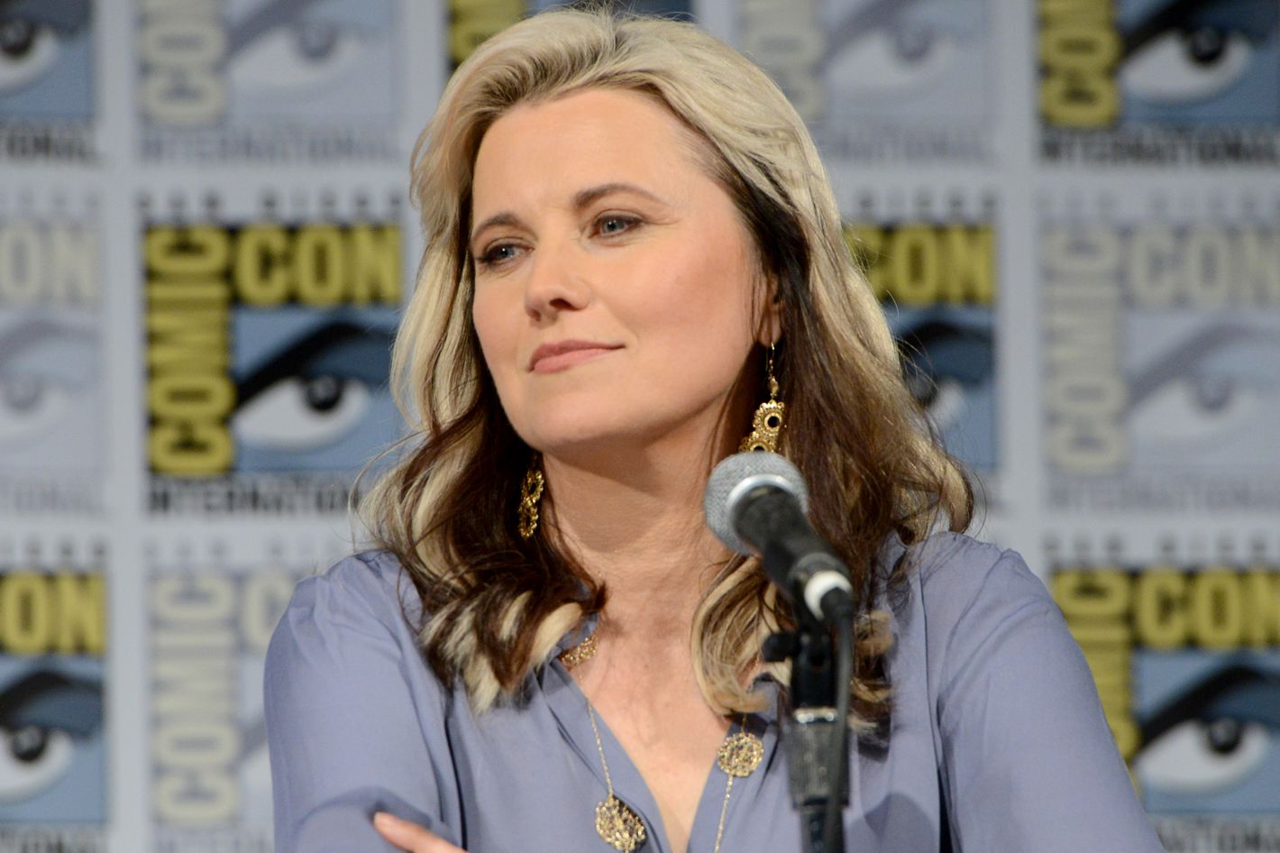 Lucy lawless 2022