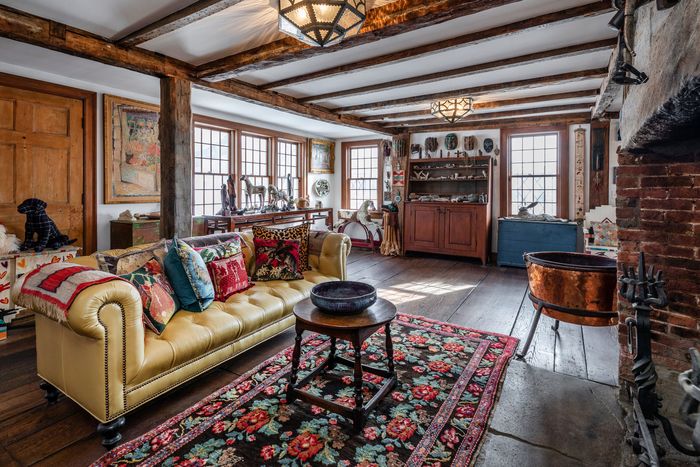A 1740 Connecticut House With a Wall-Sized Hearth