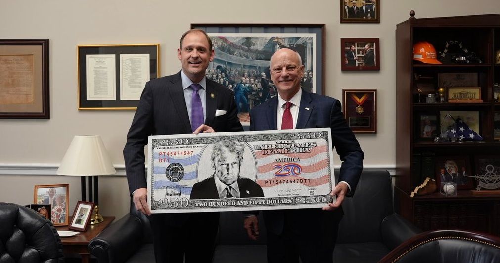 Of Course Trump Wants a $250 Bill With His Own Face on It