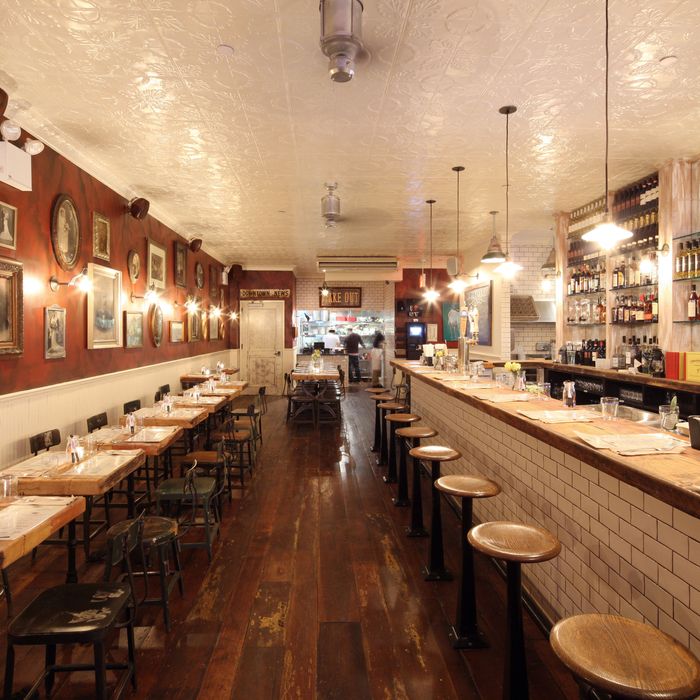 https://pyxis.nymag.com/v1/imgs/eae/eb1/f729b5c309e762cde6d2ab788e082b7aa0-18-meatball-shop.jpg