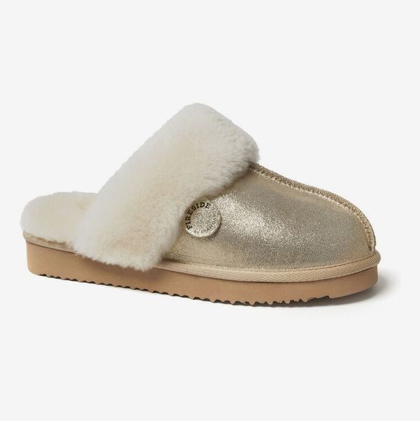 Dearfoams Women’s Fireside Sydney Genuine Shearling Scuff