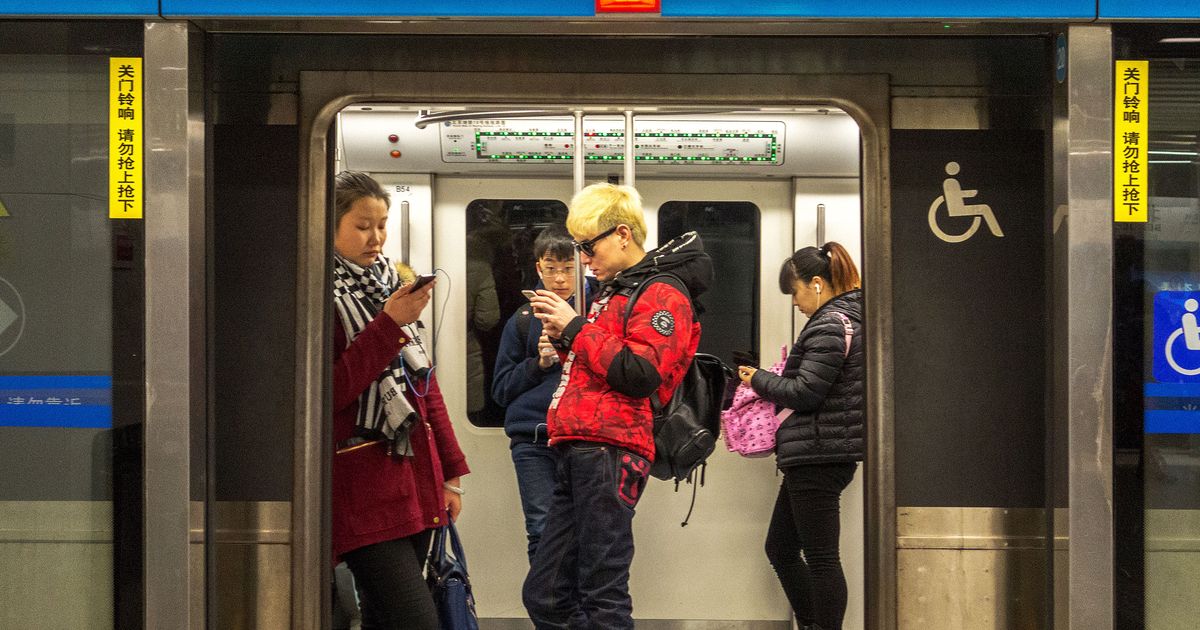 How China’s Biggest Social Network Works With the Government