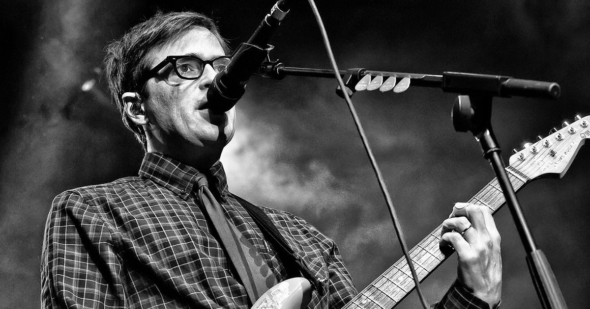 Weezer’s Rivers Cuomo Is Very Lonely, But Big Into Lifehacks
