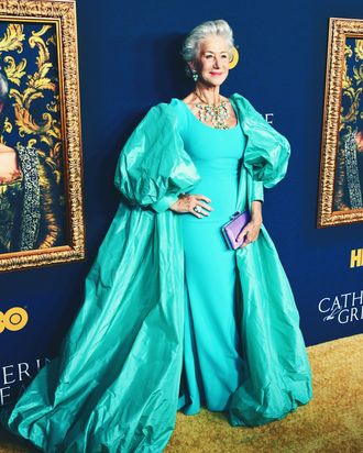 Helen Mirren Wore a Turquoise Badgley Mischka Couture Gown