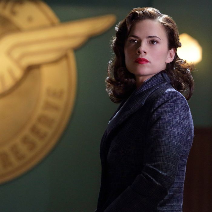 Hayley Atwell Is Magnetic But Marvel S Agent Carter Is Not A Marvel