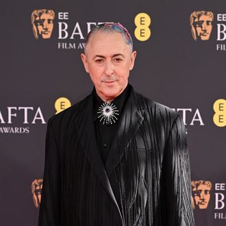 Alan Cumming Apologizes for a ‘Trauma Triggering’ BAFTAs