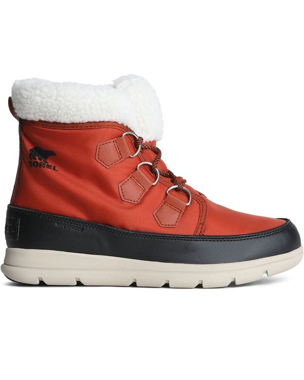 Sorel red clearance and black boots