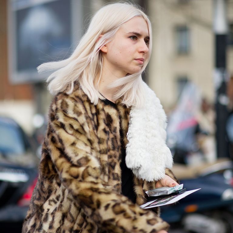 Paris Street Style: Bright Accents & Ladies in Ties