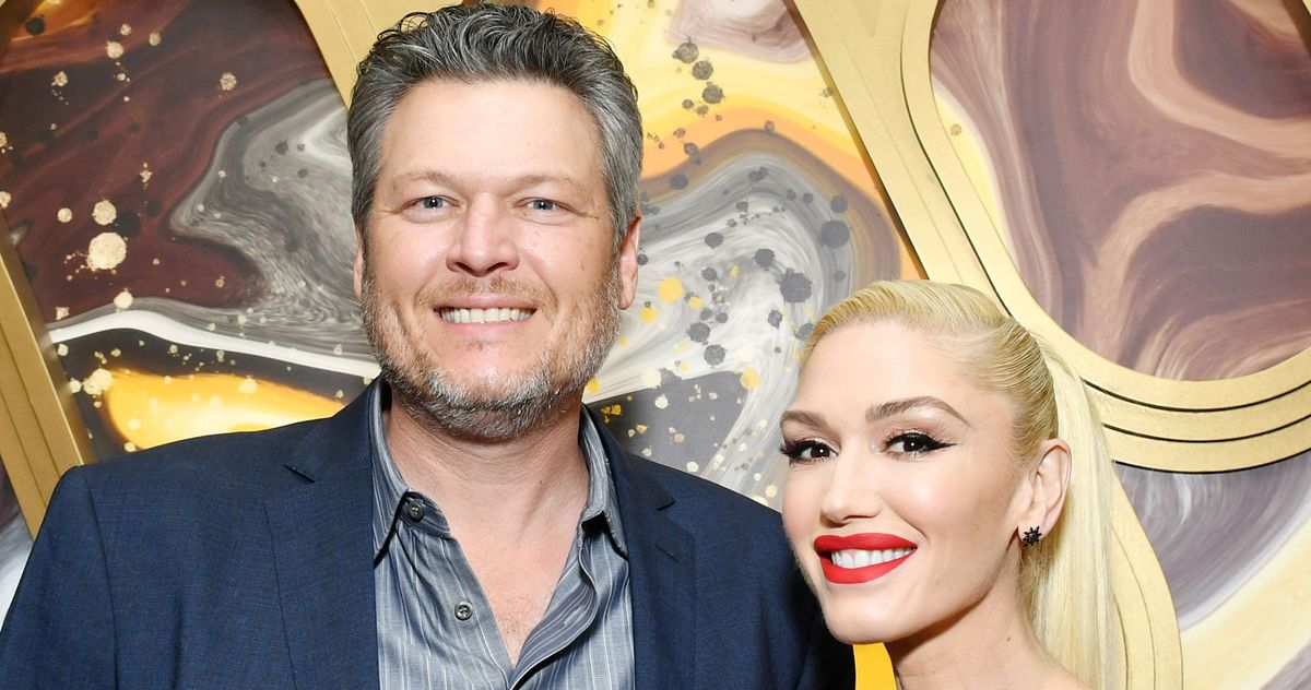 葛妮絲派特洛 (Gwen Stefani) 和布萊克謝爾頓 (Blake Shelton) 訂婚了，因為顯然他們還沒有訂婚