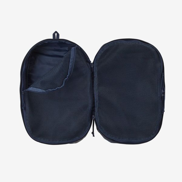 21 Best Men's Toiletry Bags & Dopp Kits 2023: Fellas, It's Time to Toss  That Flimsy Ziploc