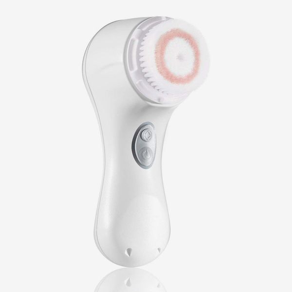 The Best Facial-Cleansing Brushes, According to Experts