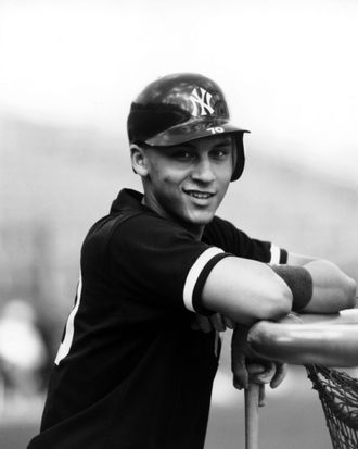 New York Yankees shortstop Derek Jeter (2) leaves the batting cage