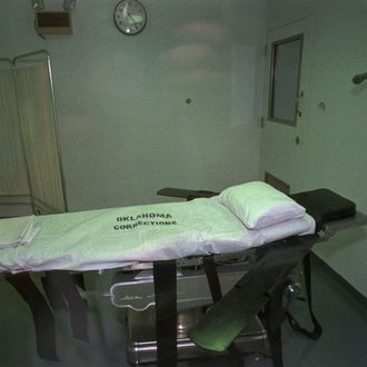 The execution chamber at Oklahoma State Penitentiary in McAlester, Okla., is shown Thursday, Aug. 8, 1996, just hours before the scehduled execution of Steven Keith Hatch. Hatch was scheduled to die early Friday by lethal injection for his part in the murder of an Oklahoma pastor and his wife. (AP Photo/Jerry Laizure)